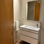 Center * 比戈